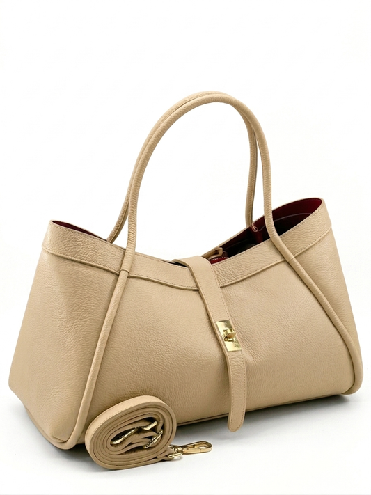Borsa in vera pelle martellata con interno a contrasto